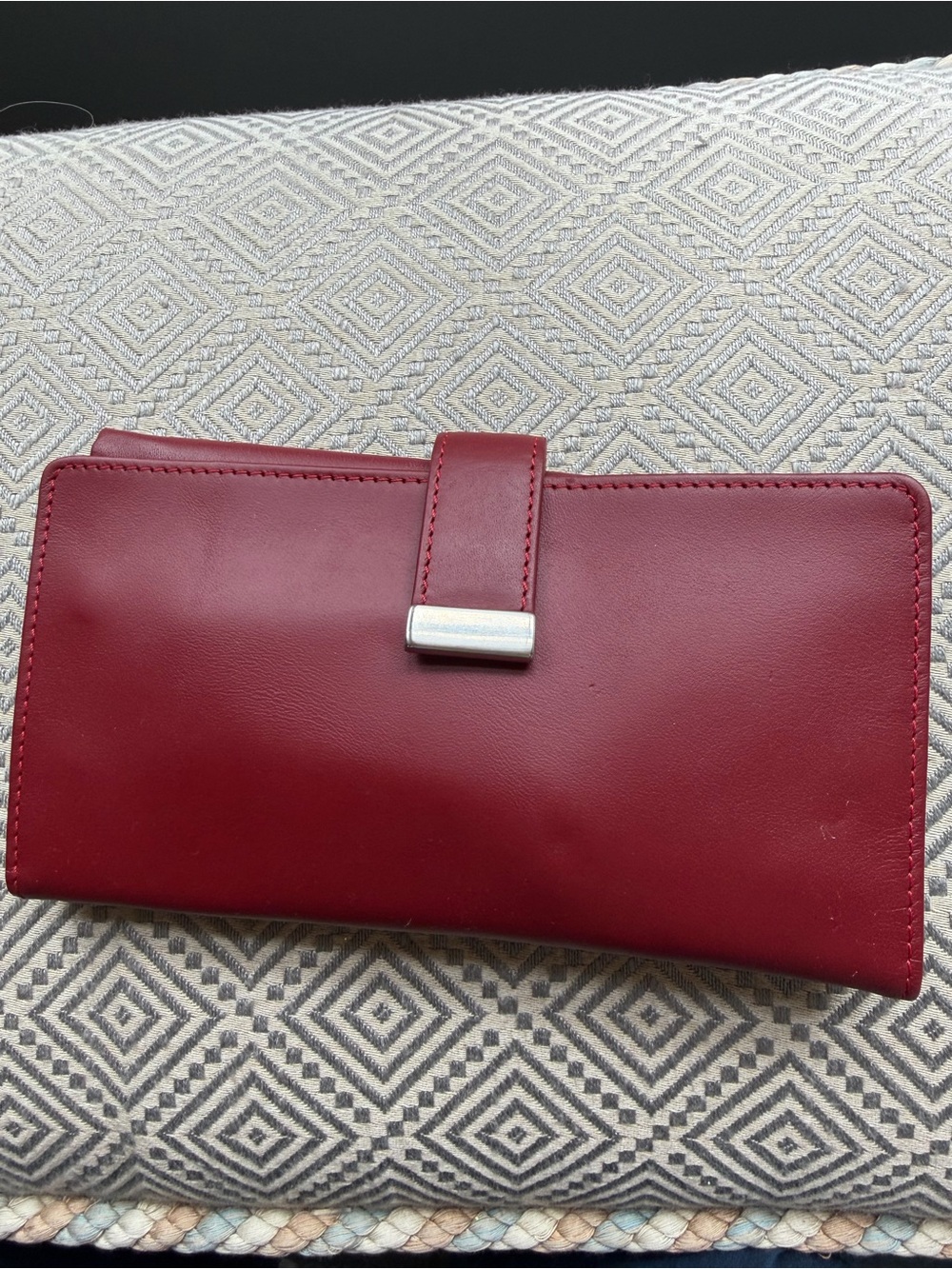 Red Leather Jewelry Travel Case Sleek Silver Tab Closure NEW